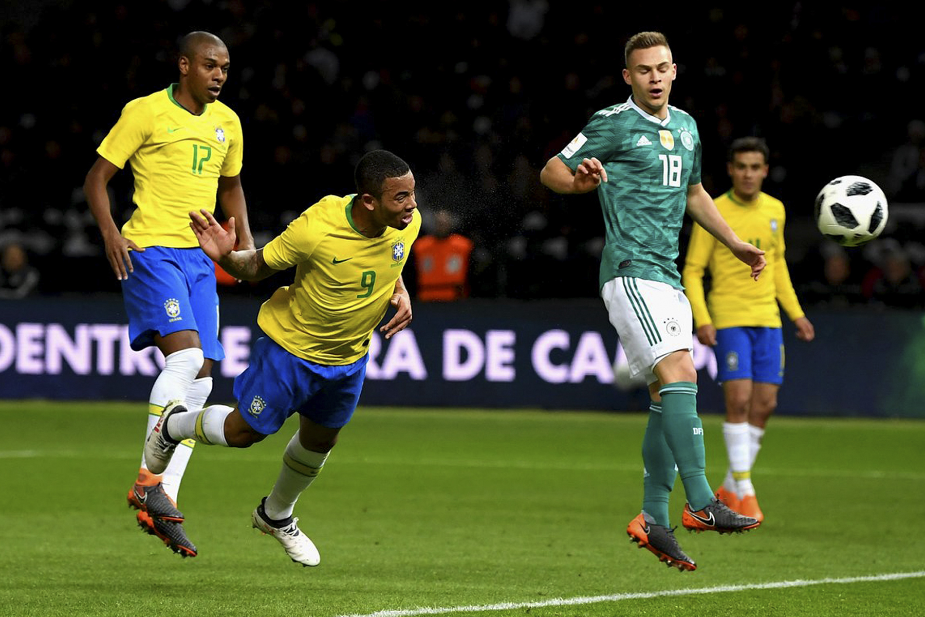Brasil logra victoria 0-1 ante Alemania 