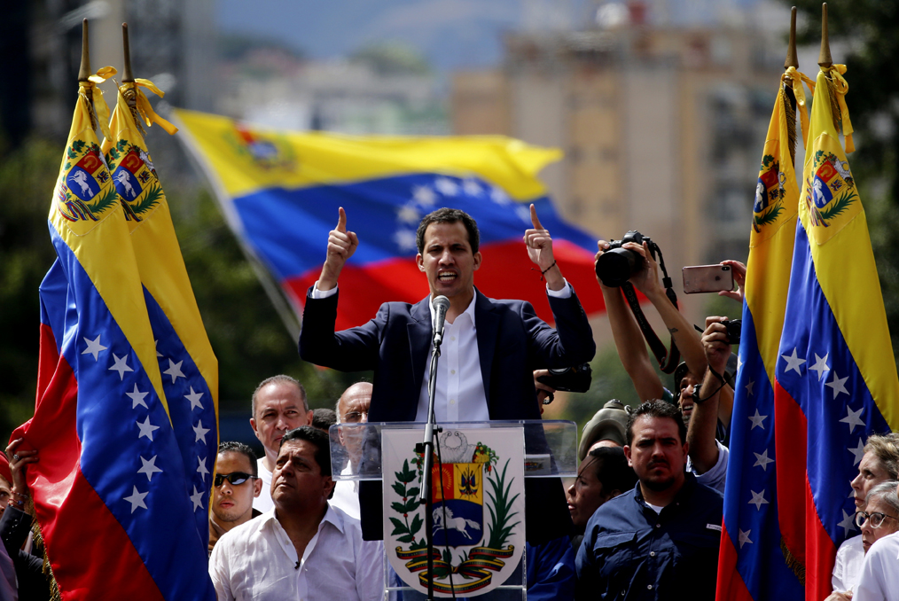 Venezuela: Juan Guaidó se autoproclama presidente 