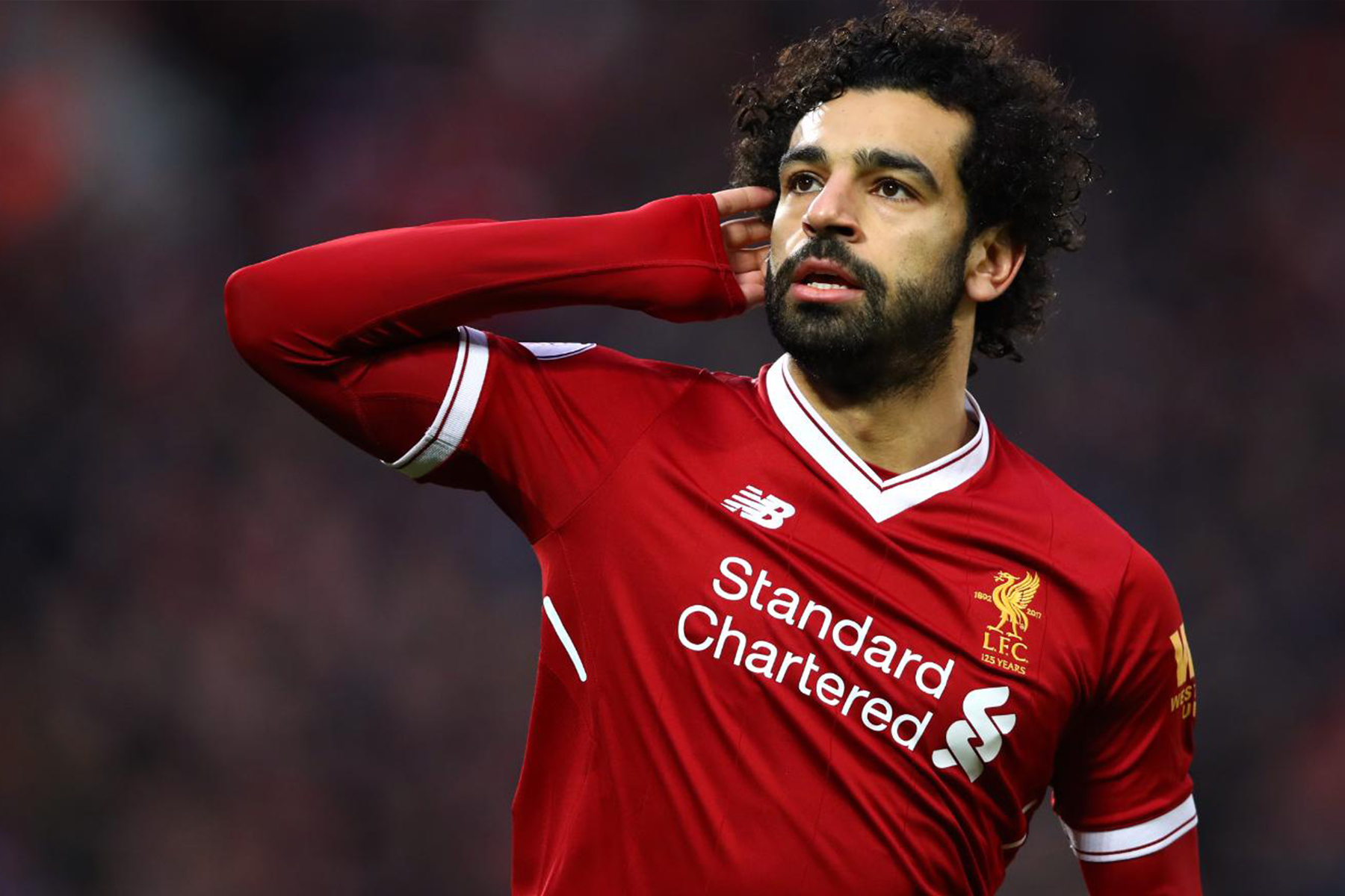 Liverpool denuncia a Salah por usar el celular al volante
