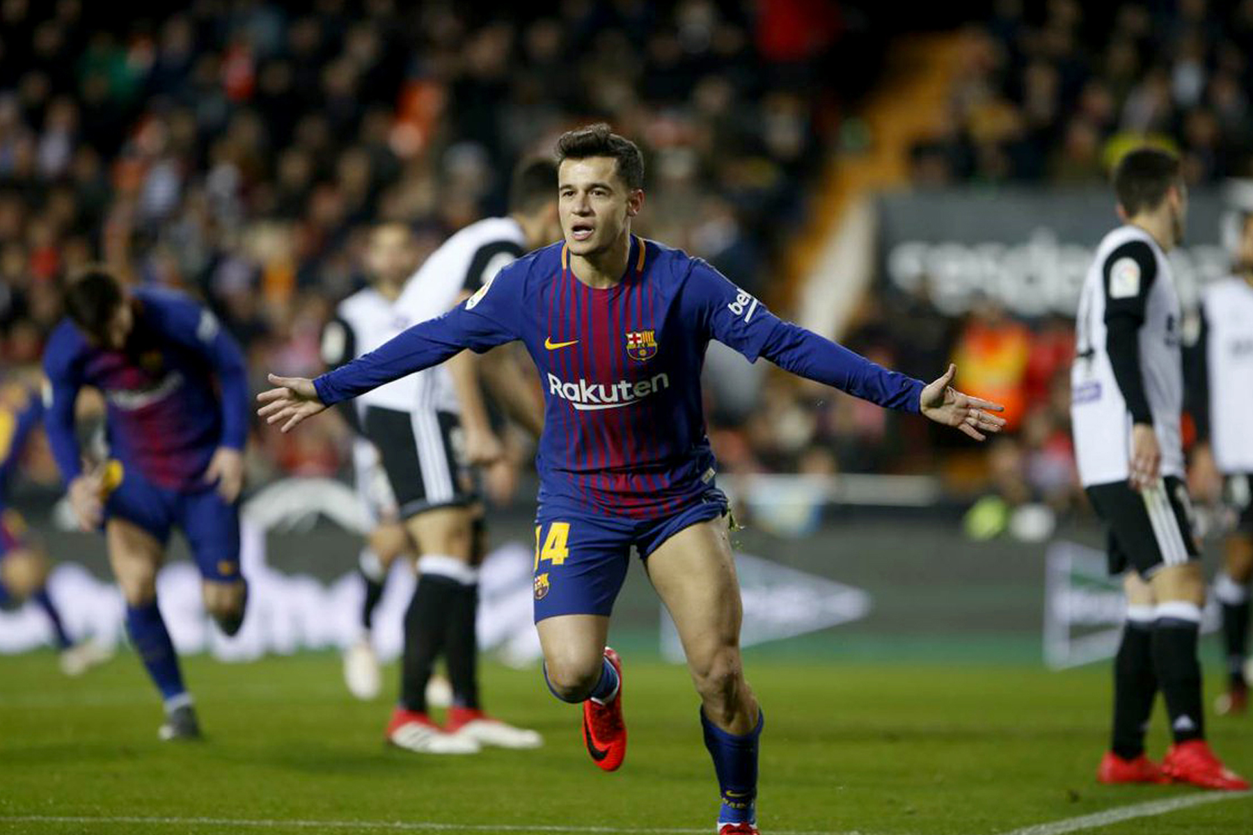 Coutinho anota su primer gol y abrió la victoria del Barça ante Valencia 