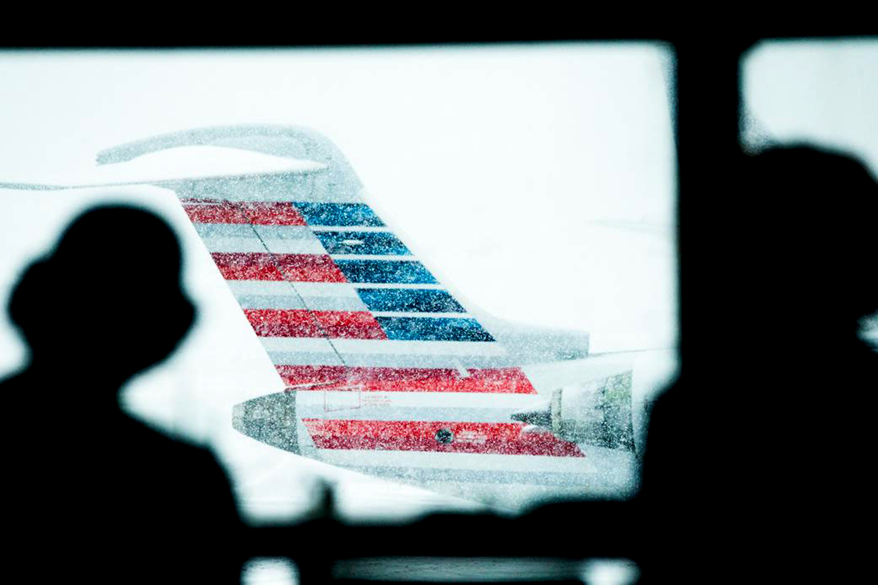 6 mil vuelos cancelados ante tormenta de nieve en EEUU 